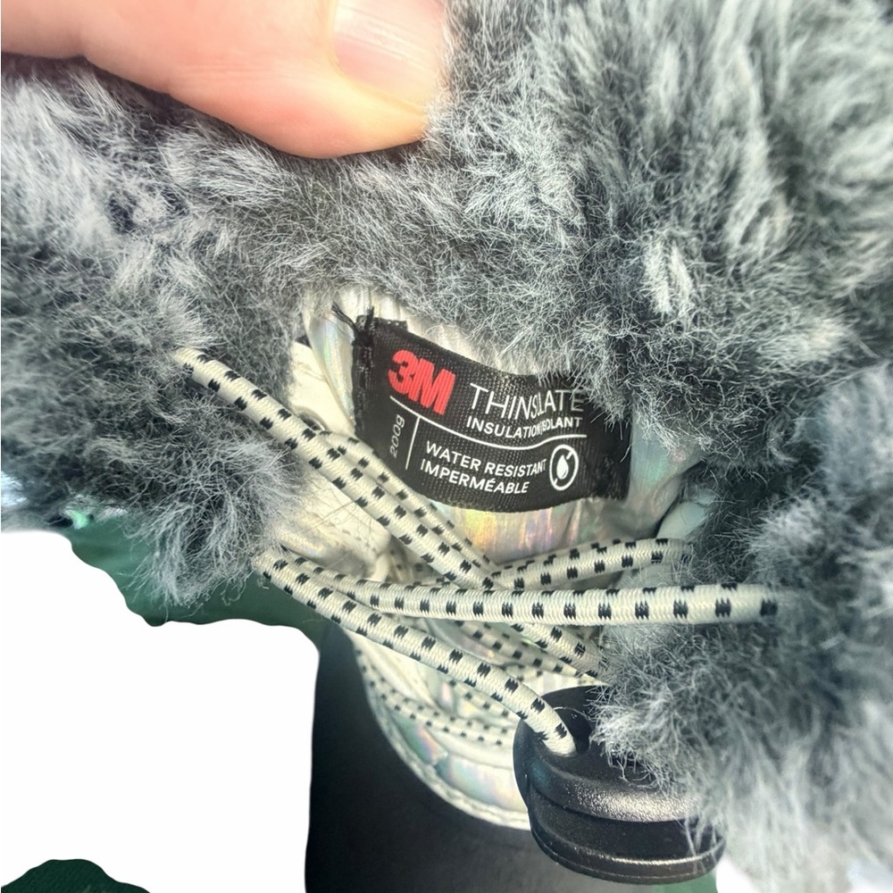 Weatherproof Kids Insulated Boots - Black and Silver - Picture 6 of 6